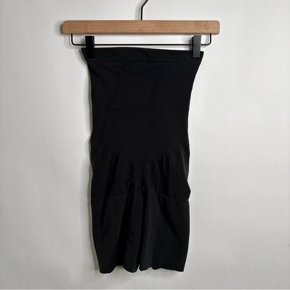 SPANXsculpt™ Seamless Power High-Waisted Mid-Thigh Short Very Black size XL - Picture 3 of 15